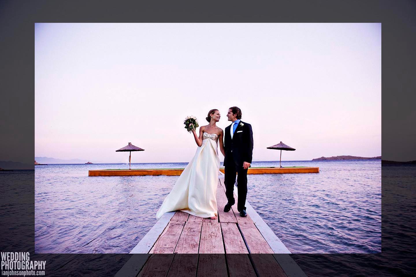 destination wedding moments Mykonos